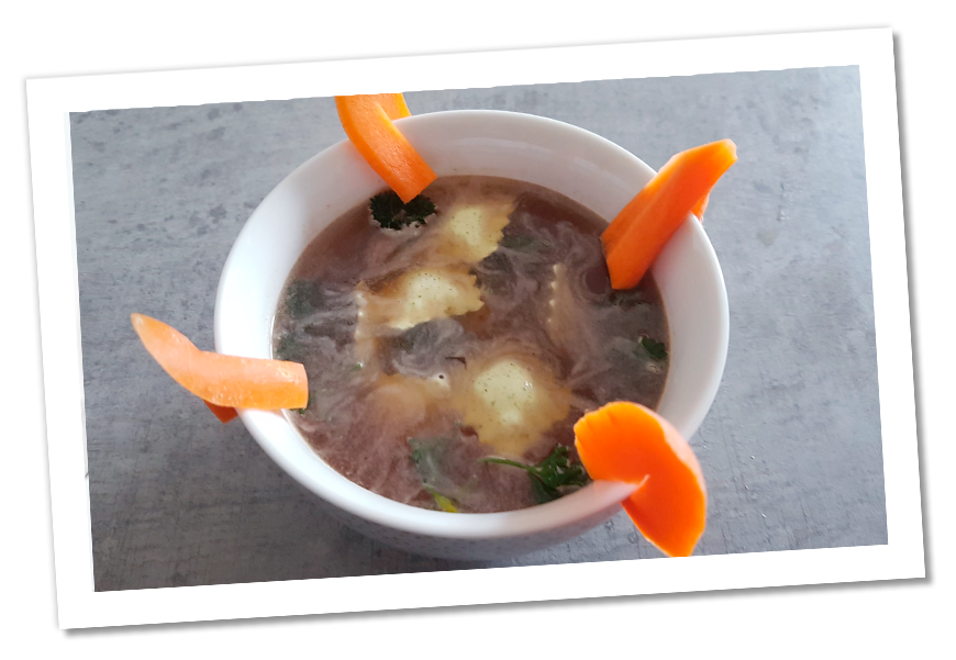 recette Soupe de ravioles au basilic façon soupe pistou.jpg